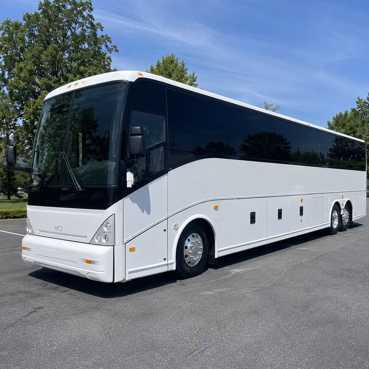 daily commuter shuttle services along the woodward corridor in royal oak