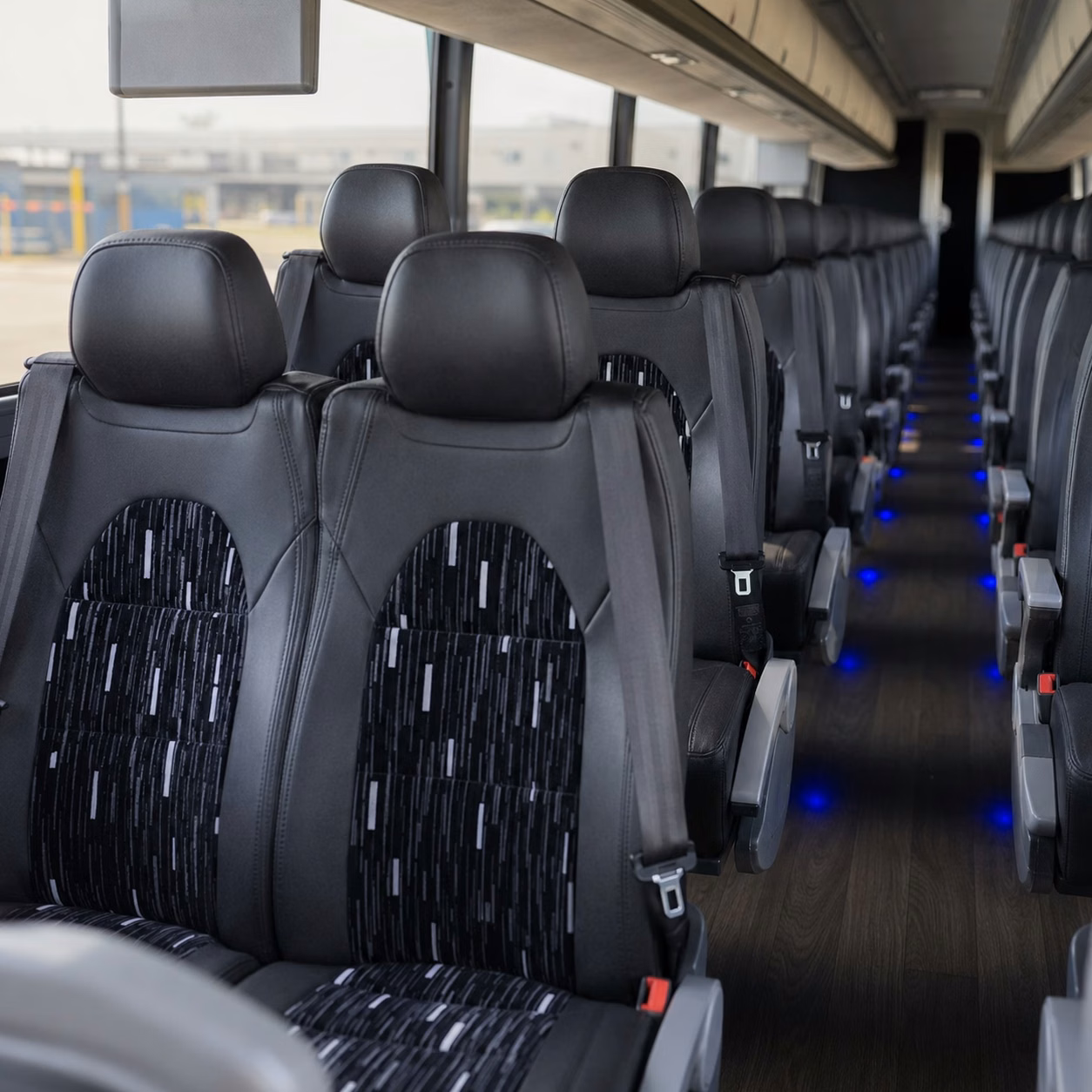 rehearsal dinner transportation around royal oak and oakland county