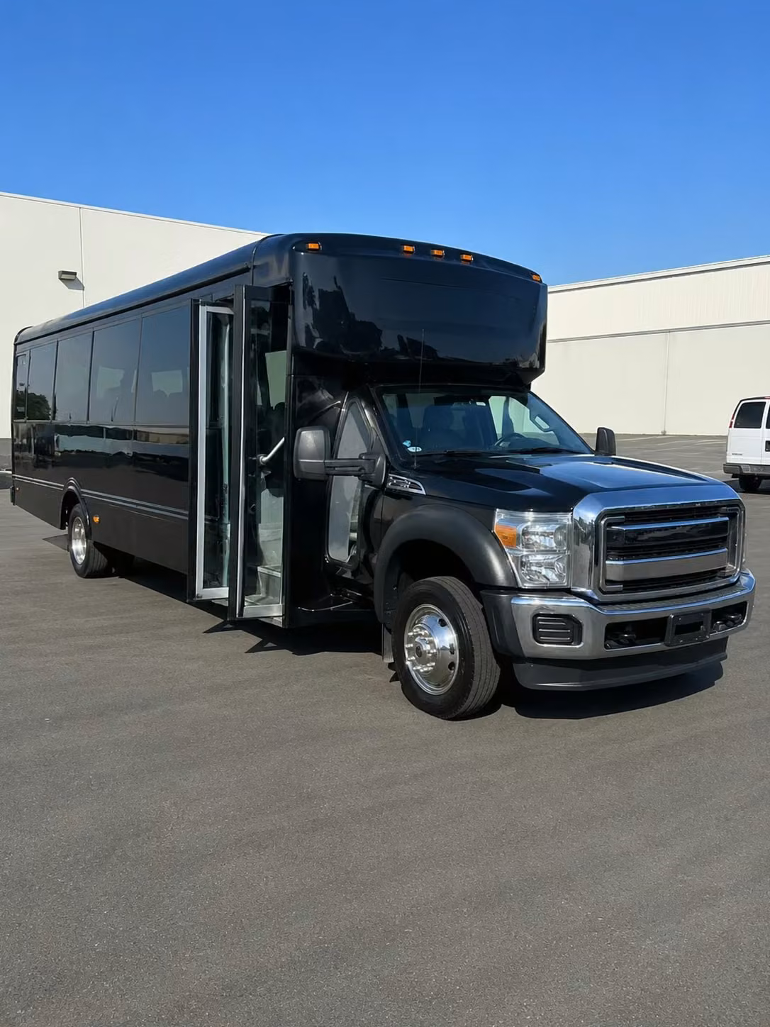 royal oak party bus rental