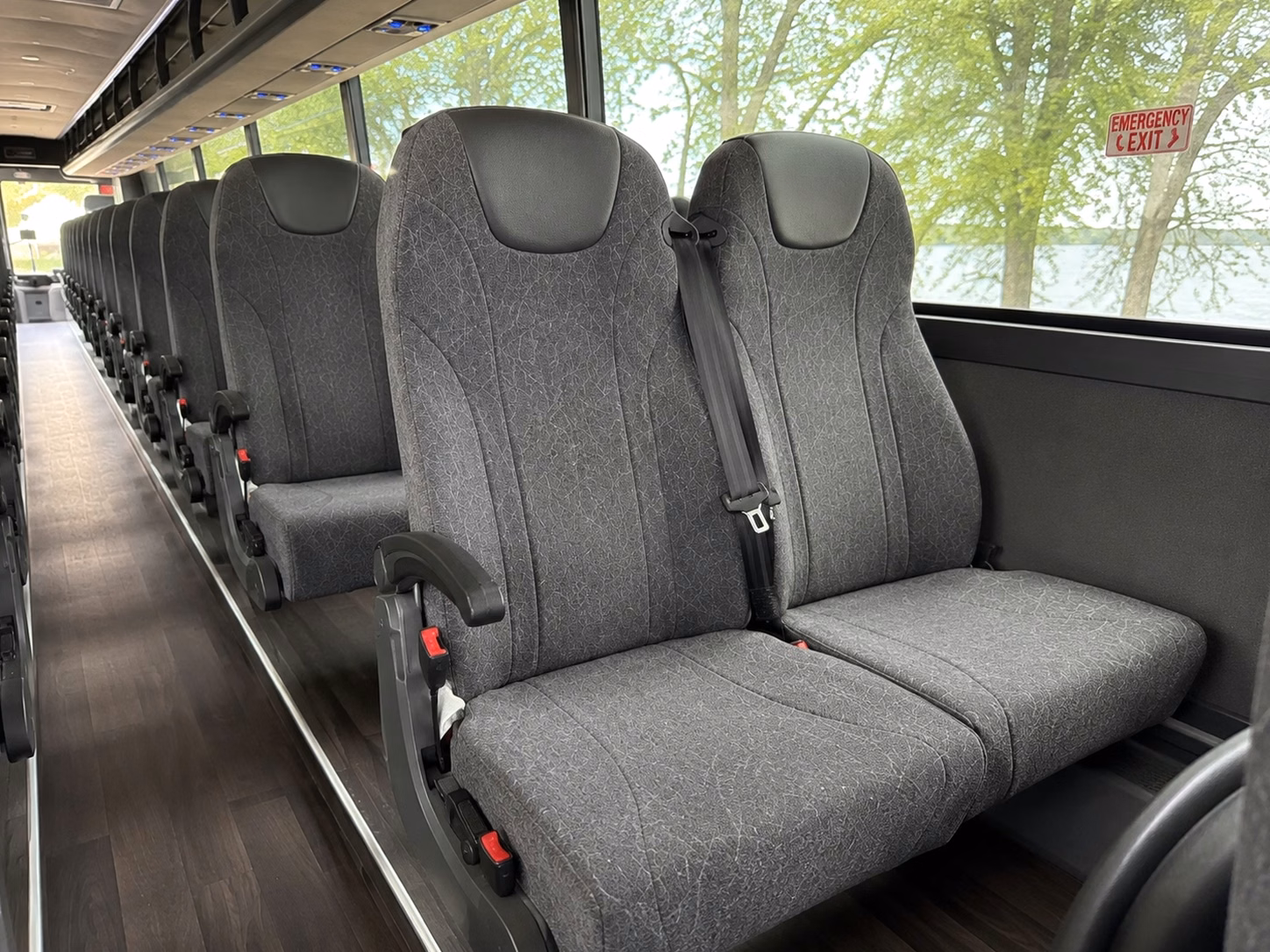 wedding guest shuttles between royal oak hotels and your venue